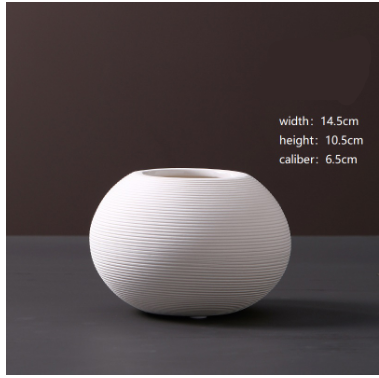 NOLYA White Ceramic Vase Collection
