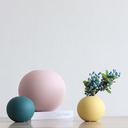NOLYA Orb Ceramic Vase